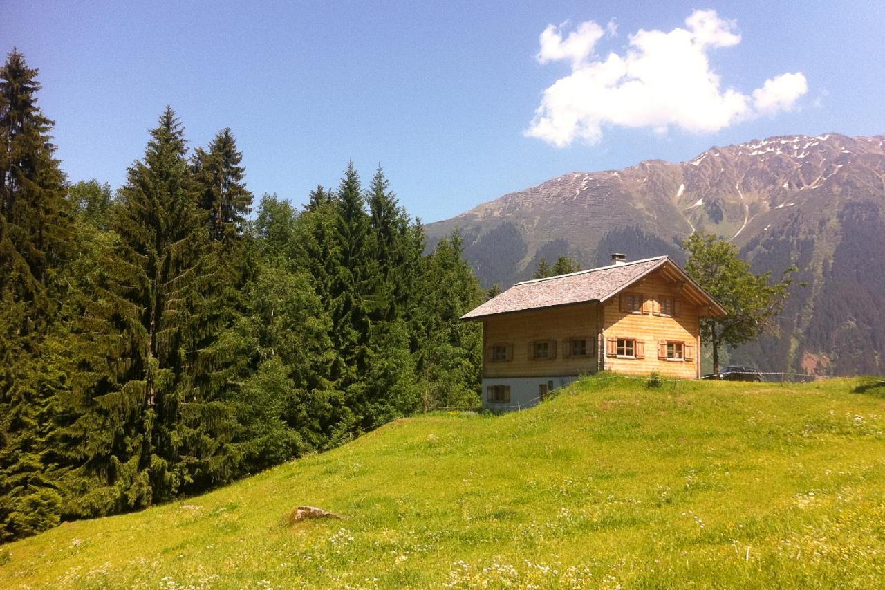 Alpenapart Montafon - Bitschweil Huesle Villa Schruns Room photo